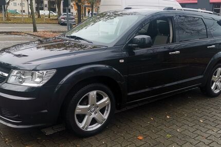 Dodge Journey 100.000 km 6.999 &euro; Berlin 13405