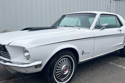 Ford Mustang 124.000 km 17.999 &euro; Berlin 12057