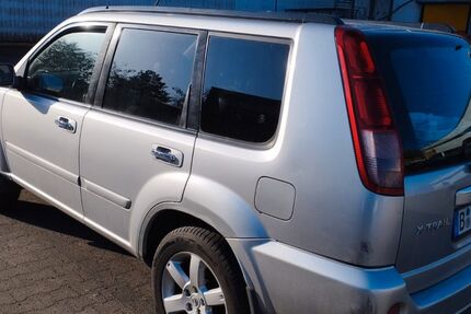Nissan X-Trail 240.000 km 1.999 &euro; Berlin 12247