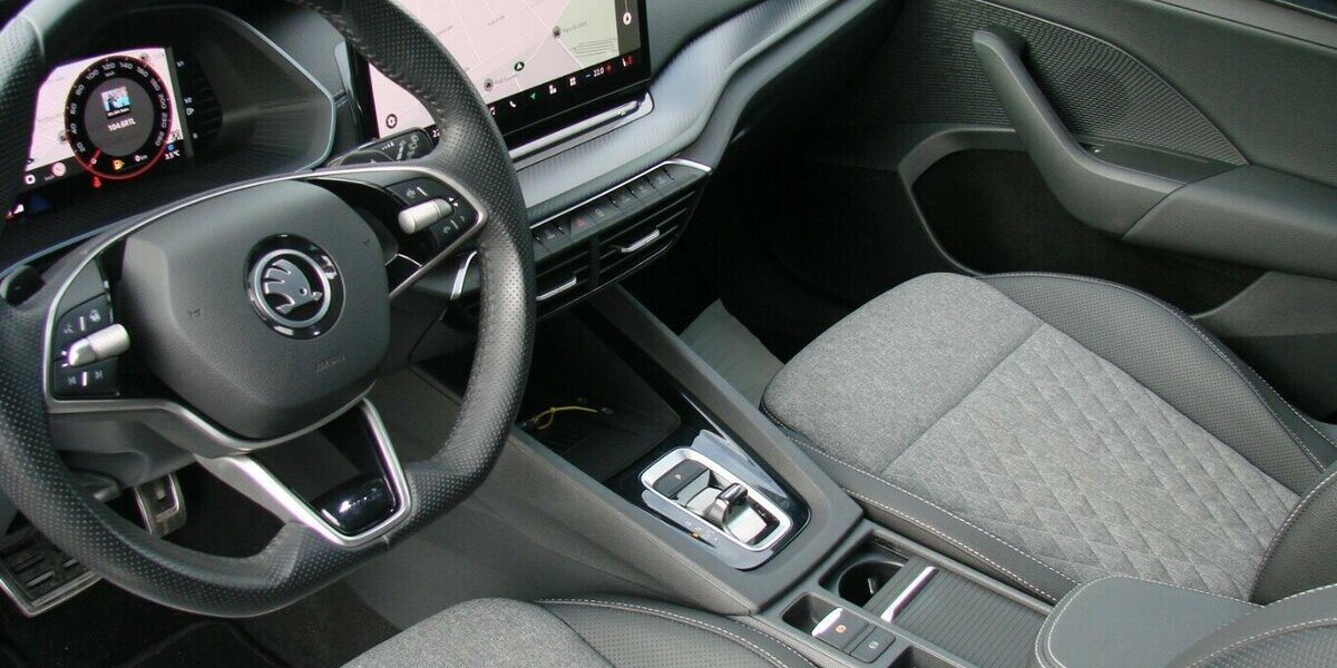 Skoda Octavia 2.0TDi Sportline LED 360º Canton HUD 39.383 km 30.980 &euro; Falkensee 14612