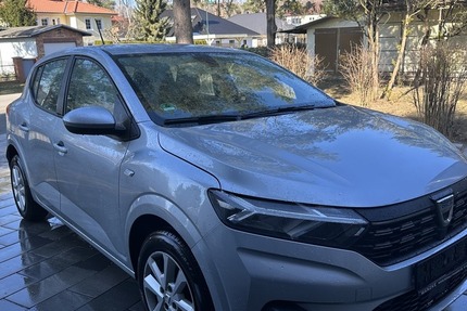 Dacia Sandero III LPG GAS Essential CarPlay Klimaautom 53.312 km 11.400 € Berlin 10247