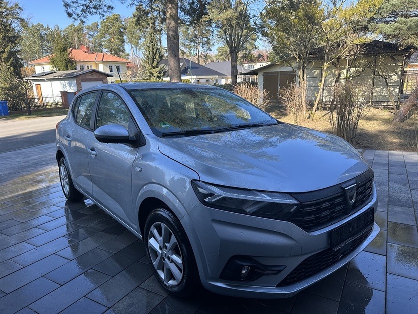 Dacia Sandero III LPG GAS Essential CarPlay Klimaautom 53.312 km 11.400 € Berlin 10247