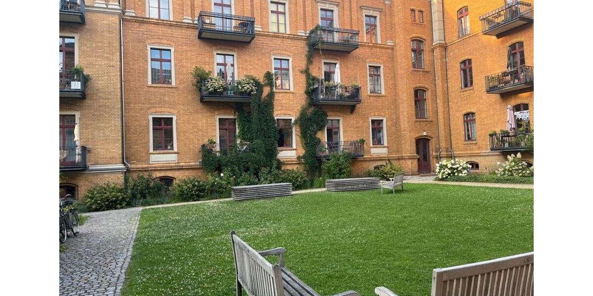 Hochparterre Berlin Friedrichshain-Kreuzberg - 1 Zimmer, 45 m&sup2;, 1.300&euro; | Angebot:27725750