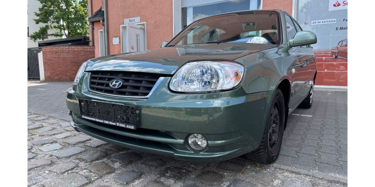 Hyundai Accent 127.500 km 2.999 &euro; Berlin 12351
