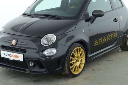 Abarth 695 1.923 km 29.980 &euro; Berlin 14059
