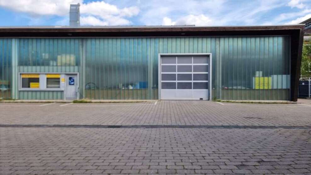 Halle in Berlin 330.000 € 30 m²