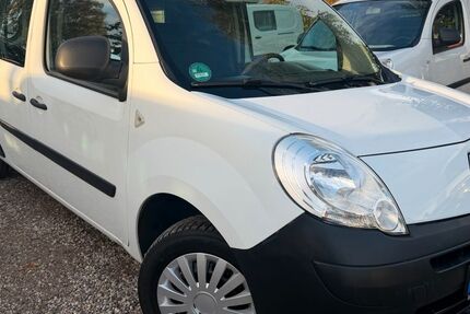Renault Kangoo 95.196 km 6.790 &euro; Berlin 13089