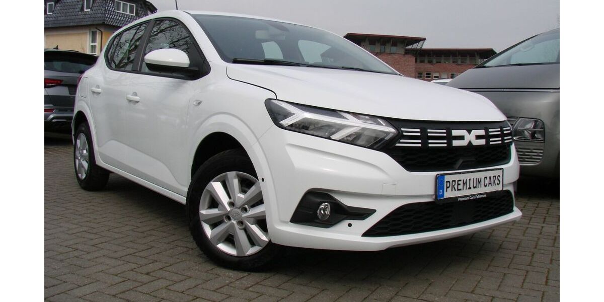 Dacia Sandero 16.230 km 15.980 &euro; Falkensee 14612