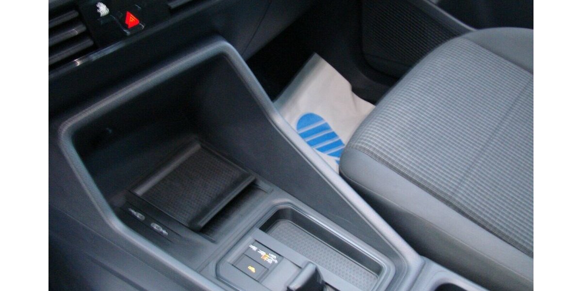 VW Caddy Maxi 2,0TDI 7Sitze Tempomat AHK 57.708 km 27.980 &euro; Falkensee 14612