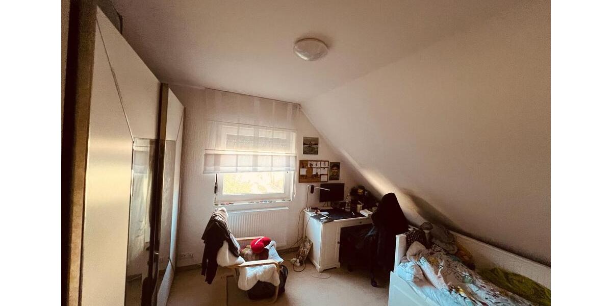 Doppelhaushälfte Berlin Reinickendorf - 4 Zimmer, 101 m&sup2;, 2.499&euro; | Angebot:24218555