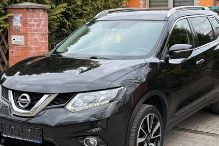 Nissan X-Trail 183.096 km 9.300 &euro; berlin 12207