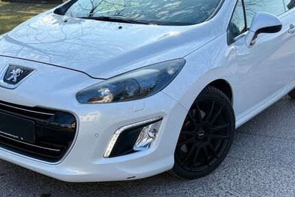 Peugeot 308 120.700 km 6.990 &euro; Potsdam 14467