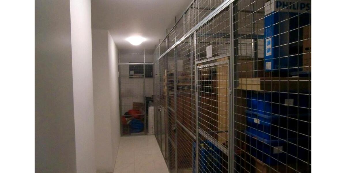 geräumige moderne Mietwohnung mit Balkon in Wald- und Seenähe 3 zimmer