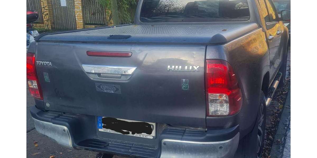 Toyota Hilux 128.092 km 27.000 € Berlin 13059
