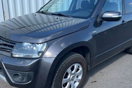Suzuki Grand Vitara 289.000 km 5.499 &euro; Berlin 12057