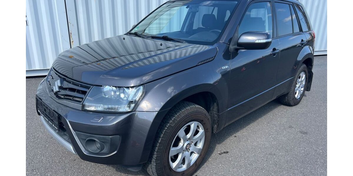 Suzuki Grand Vitara 289.000 km 5.900 &euro; Berlin 12057
