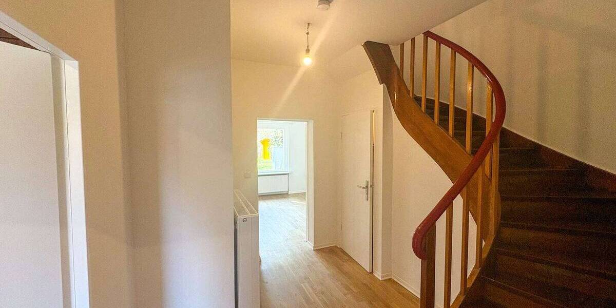 Reihenendhaus Berlin Lichtenrade - 4 Zimmer, 101 m&sup2;, 2.200&euro; | Angebot:26362135