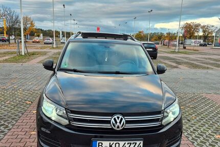 VW Tiguan 220.000 km 7.600 € Berlin 13589