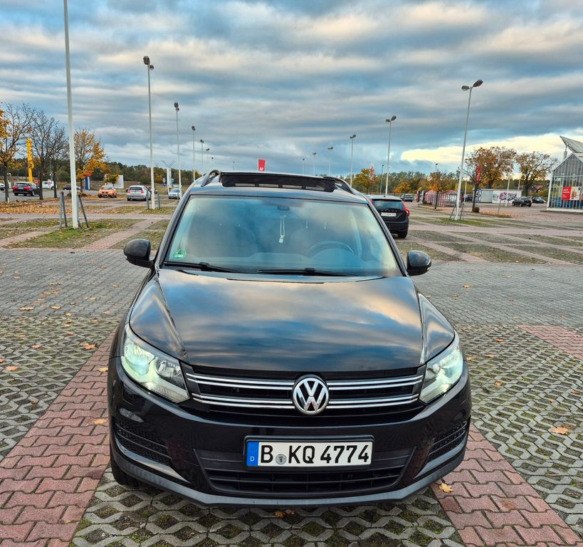 VW Tiguan 220.000 km 7.600 € Berlin 13589