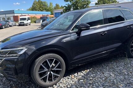 VW Touareg 86.307 km 44.990 € Brandenburg an der Havel 14772