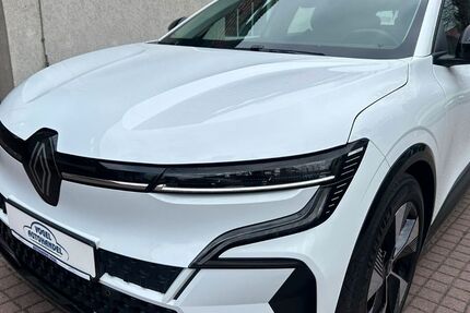 Renault Megane E-TECH 33.754 km 18.970 &euro; Berlin 13059