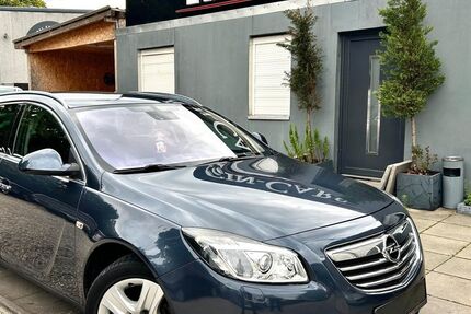 Opel Insignia 214.000 km 4.890 &euro; Berlin 13088