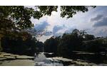Provisionfrei ! Stunning 2-Bedroom Flat with Lake View & Pool