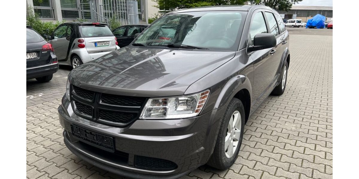 Dodge Journey 105.279 km 13.999 € Berlin 12277