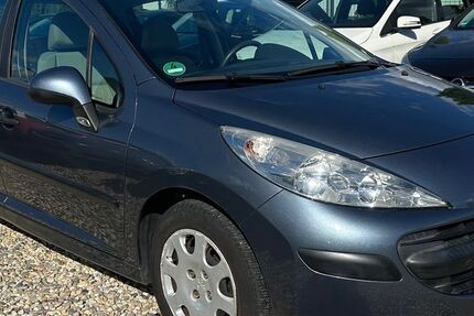 Peugeot 207 103.873 km 2.490 &euro; Potsdam Mittelmark / Beelitz 14547