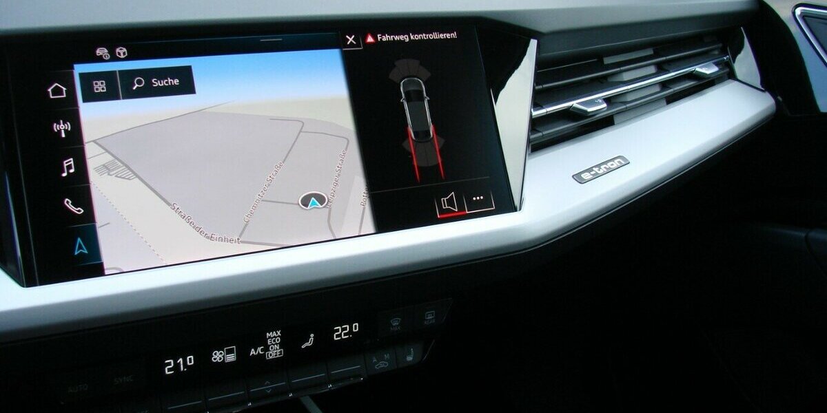 Audi Q4 e-tron Advanced Sportback LED ACC Spurhalteassi 30.452 km 29.980 &euro; Falkensee 14612