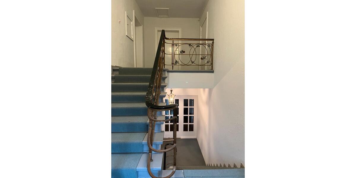 Etagenwohnung Berlin Westend - 5 Zimmer, 120 m&sup2;, 2.200&euro; | Angebot:26329400