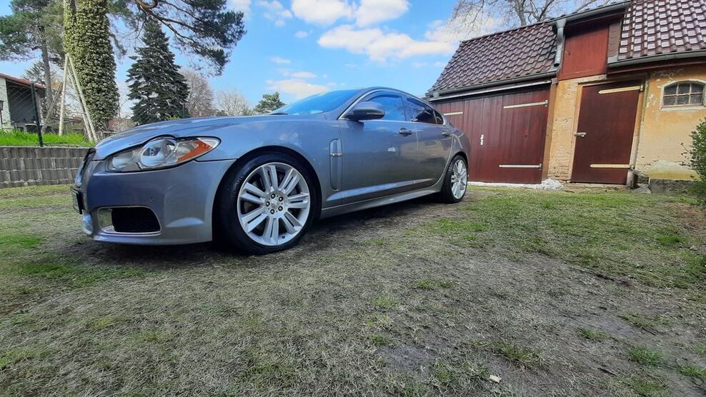 Jaguar XF 110.550 km 17.900 € Potsdam 14469