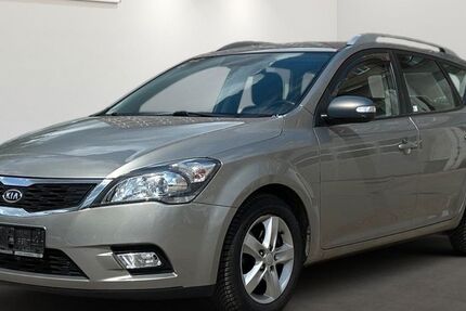 Kia ceed Sportswagon 136.586 km 5.299 &euro; Berlin 12681