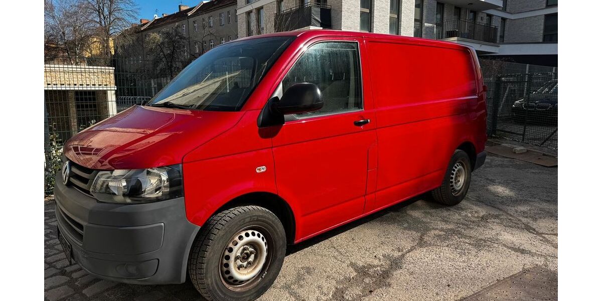 VW T5 Transporter 170.000 km 9.999 &euro; Berlin 13187