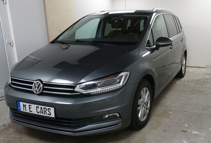 VW Touran 99.000 km 24.900 € Falkensee 14612