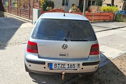VW Golf 98.400 km 600 &euro; Kleinmachnow 14532