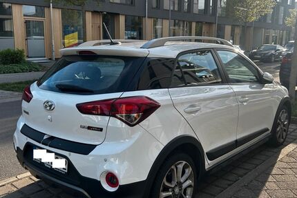 Hyundai i20 40.649 km 11.400 &euro; Potsdam 14469
