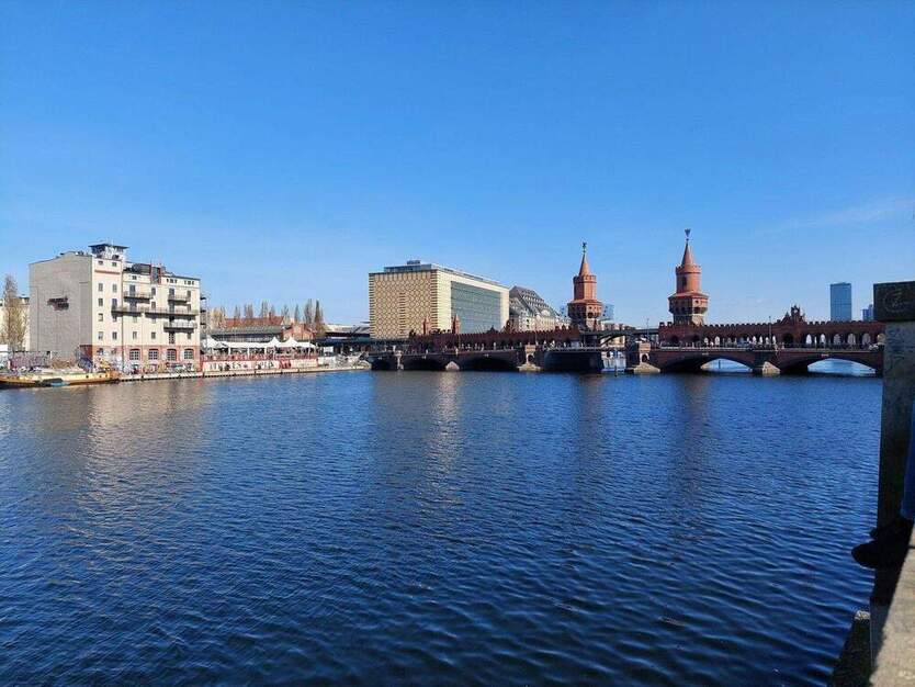 Dachgeschoss Wohnung mit Panorama im Zentrum Berlins nahe Warschauer Brücke - 3 zimmer