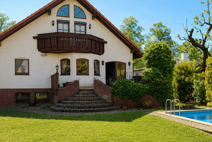 Haus Teltow - 6 Zimmer, 336 m&sup2;, 1.100.000&euro; | Angebot:26840754