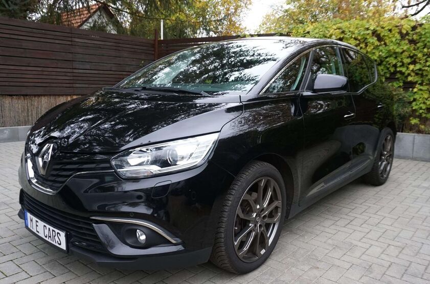 Renault Scenic 99.000 km 12.900 € Falkensee 14612