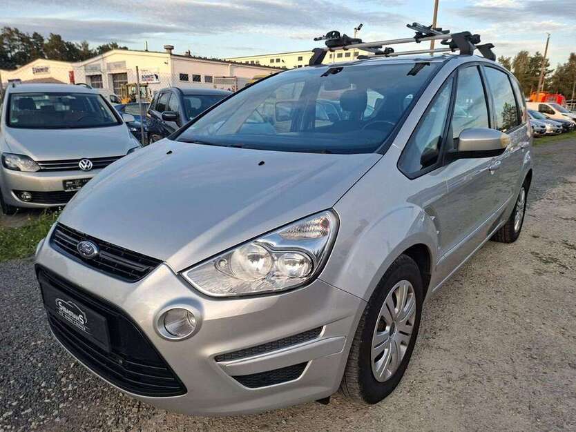 Ford S-Max 250.000 km 4.450 € Seddiner See 14554