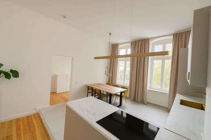 Wohnung zum Mieten in Berlin 2.000 € 85 m² 4 zimmer