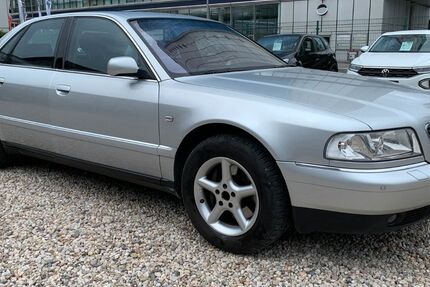 Audi A8 228.500 km 4.950 &euro; Berlin-Spandau 13597