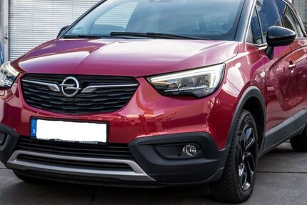 Opel Crossland (X) 14.000 km 18.450 € Berlin 14059