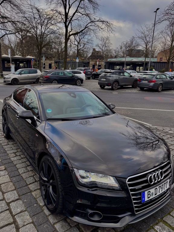 Audi A7 240.000 km 17.499 € Berlin 12627