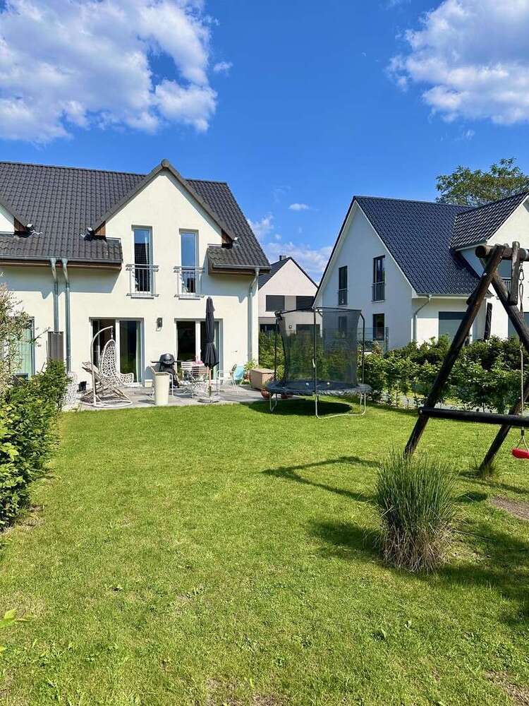 Haus zum Mieten in Potsdam 1.900 € 100 m²