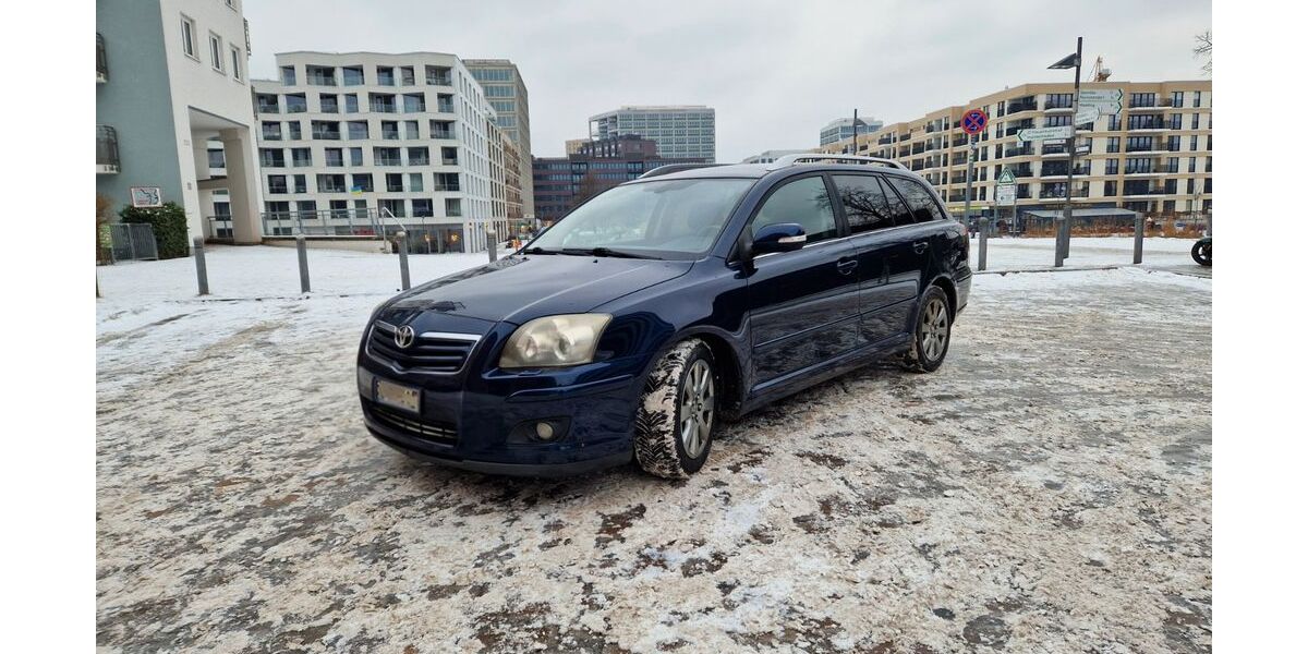 Toyota Avensis 197.000 km 3.999 &euro; Berlin 13347