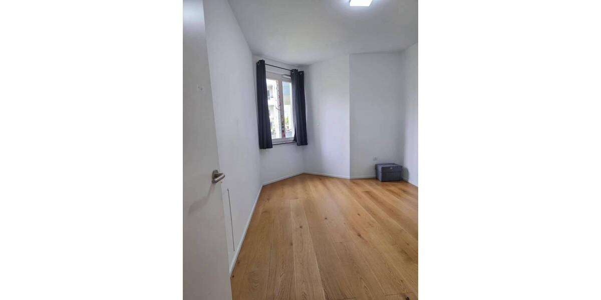 Etagenwohnung Berlin Wilhelmsruh - 3 Zimmer, 86 m&sup2;, 1.650&euro; | Angebot:26744963