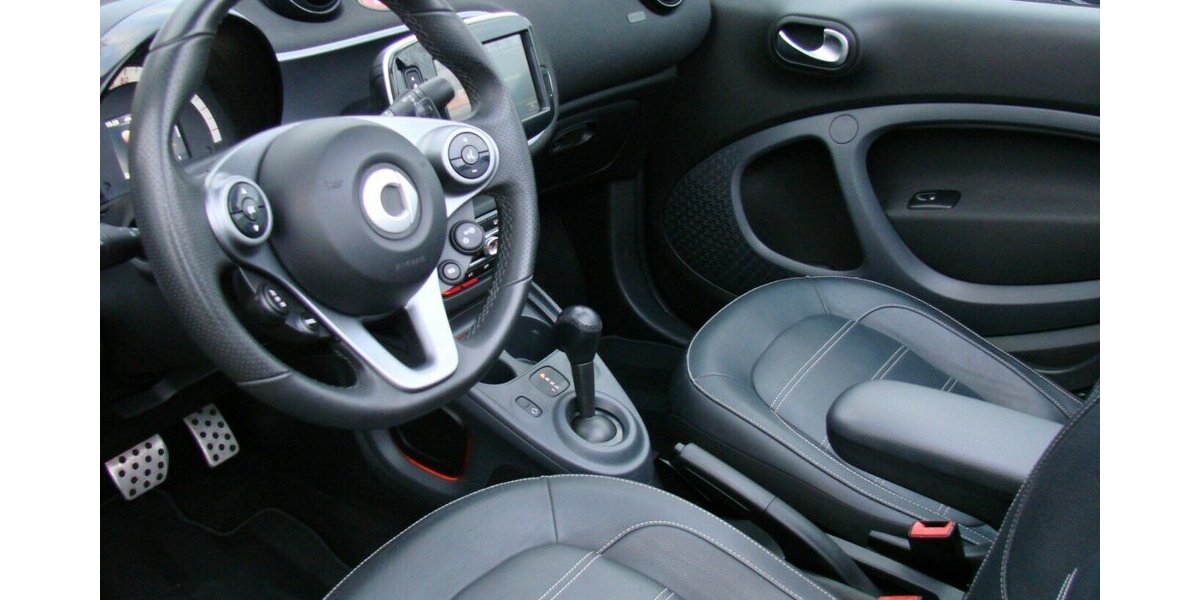 Smart Cabrio Prime LED Leder JBL Spurhalteassistent 93.124 km 13.980 &euro; Falkensee 14612