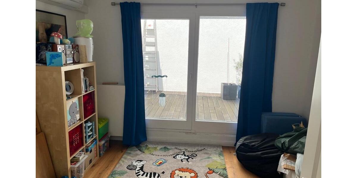 Dachgeschoßwohnung Berlin Mitte - 4 Zimmer, 135 m&sup2;, 850.000&euro; | Angebot:26261512